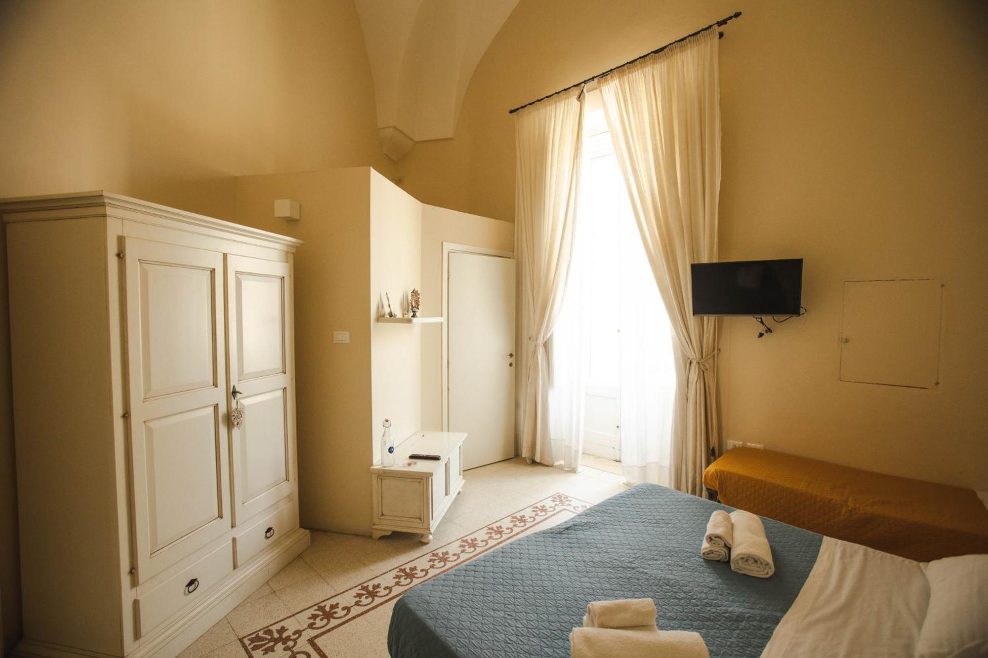 4 Balconi * Lecce