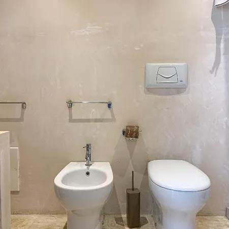 4 Balconi Rooms-Boutique B&B Lecce Exterior photo