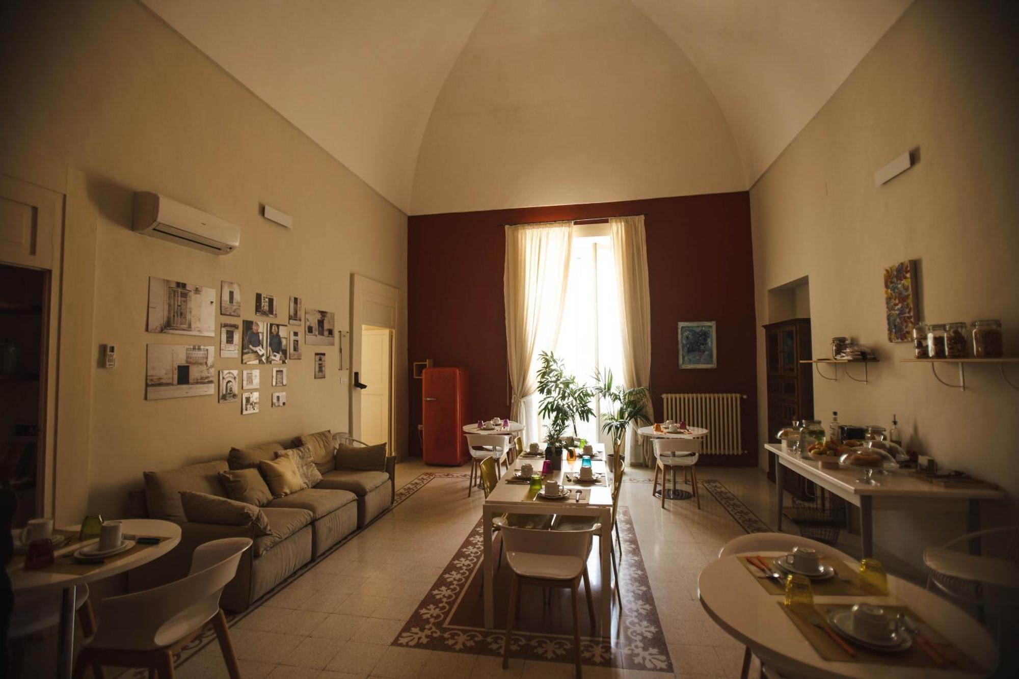 4 Balconi Rooms-boutique Bed and breakfast