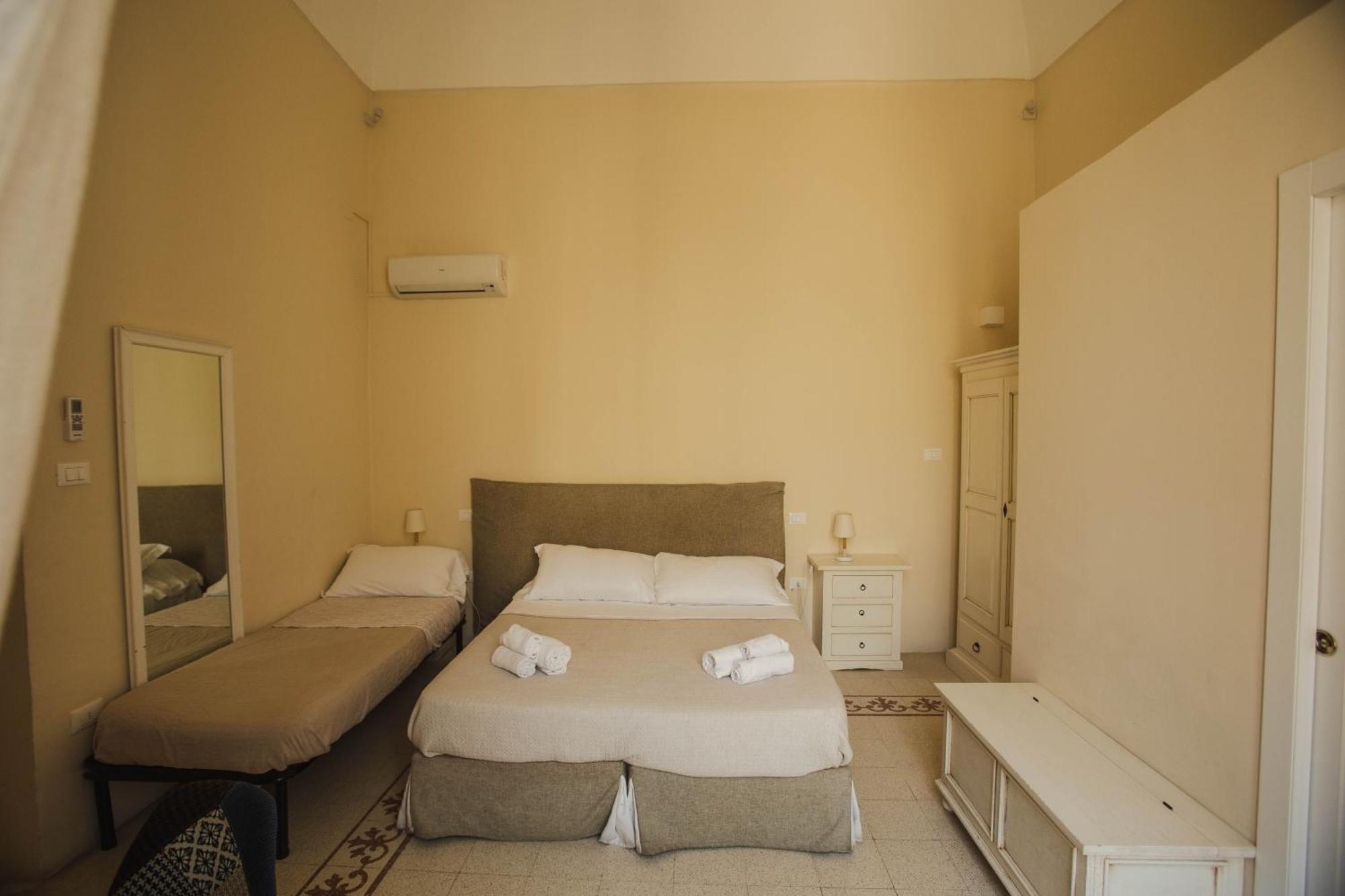 4 Balconi Rooms-boutique