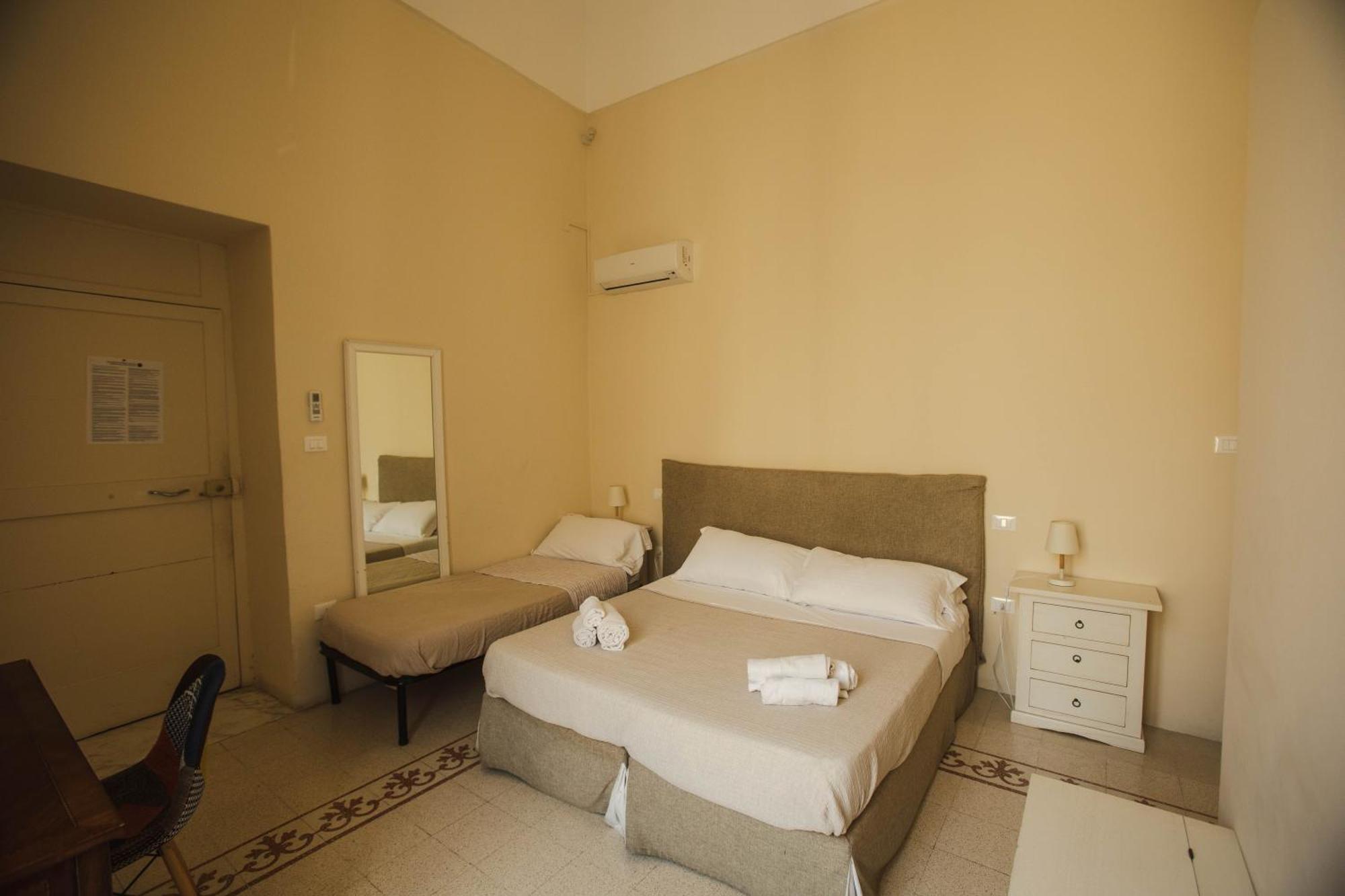 4 Balconi Rooms-boutique Bed and breakfast *