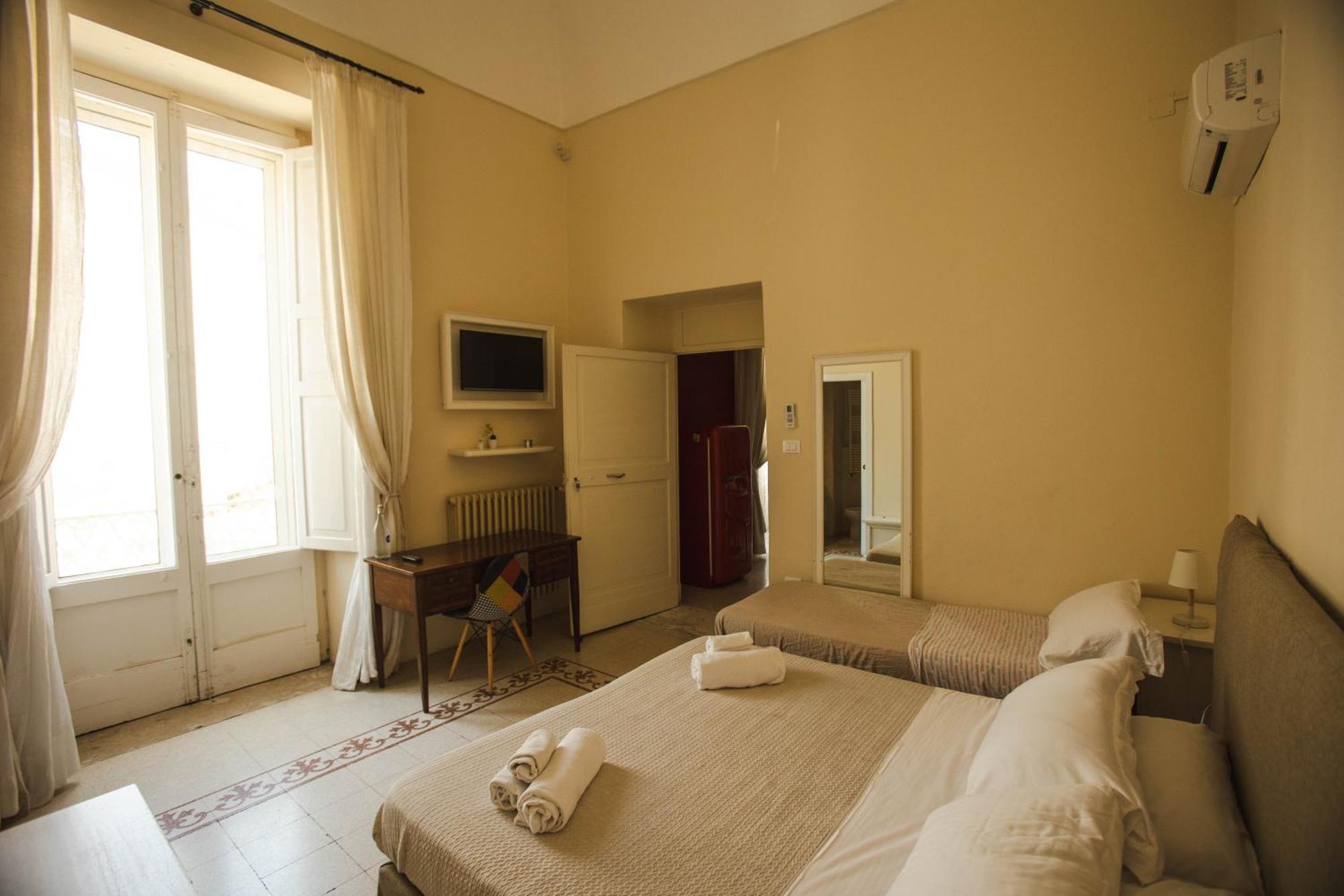 4 Balconi Rooms-boutique Bed and breakfast